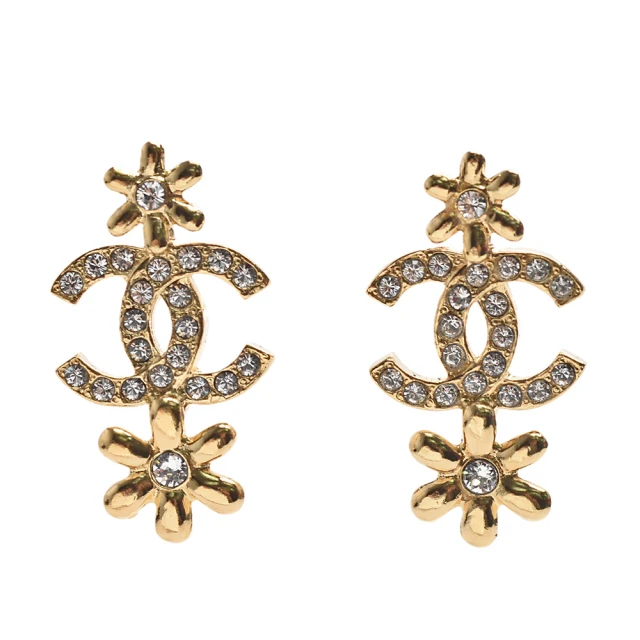 CHANEL 香奈兒 經典花朵裝飾雙C LOGO水鑽鑲飾造型穿式耳環(金色ABB349-OR)