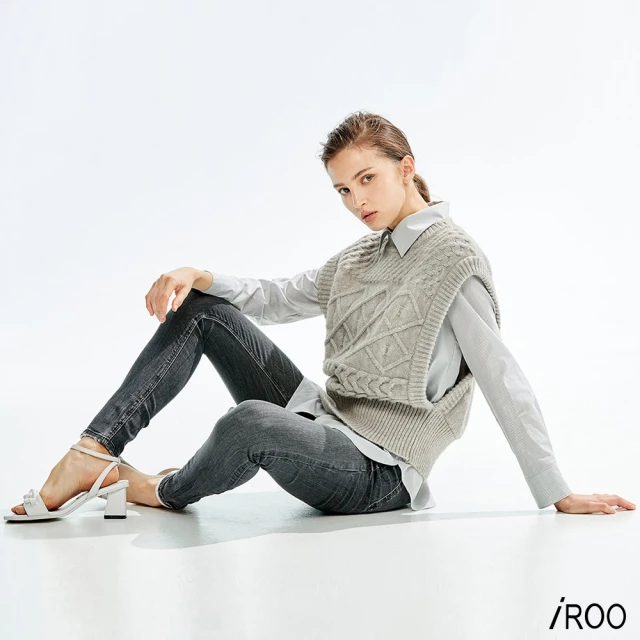 iROO 跳色鈕釦開襟針織外套 推薦
