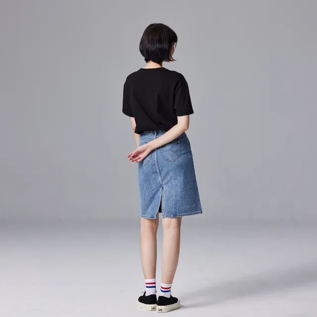 【Lee】女裝 牛仔短裙 / 後開衩 中藍洗水(LL220163AUT)