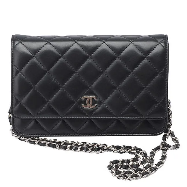 【CHANEL 香奈兒】經典雙C LOGO菱格紋小羊皮銀鍊WOC斜背包(黑AP0250L-BLK-SS)