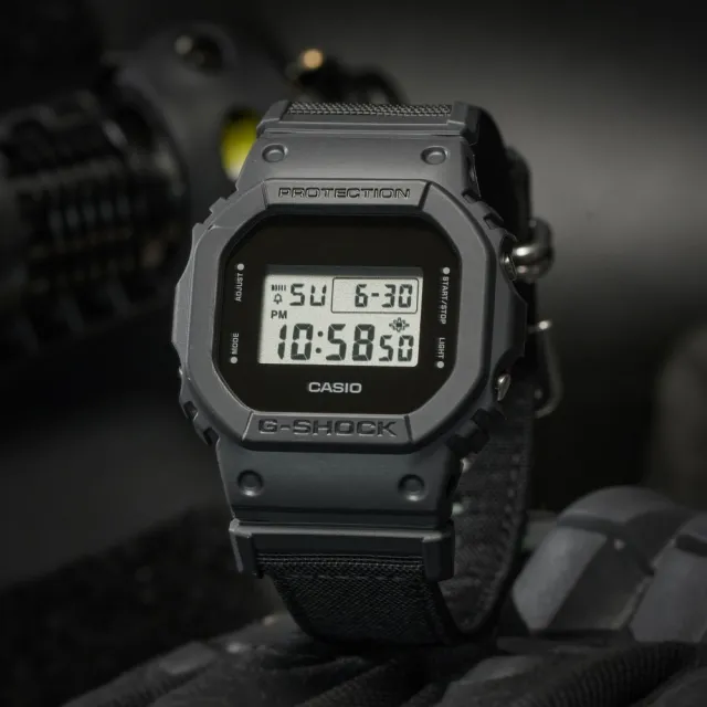 【CASIO 卡西歐】G-SHOCK 百搭酷黑 街頭潮流 CORDURA 尼龍錶帶 經典方型(DW-5600BCE-1)