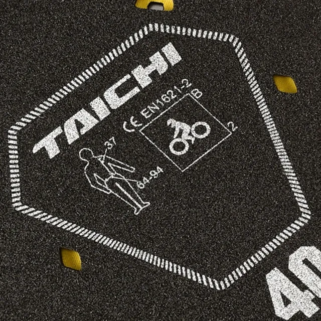 【RS TAICHI】TRV044 透氣輕量 CE LV.2 內穿防摔衣護背