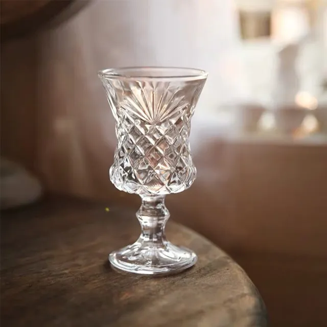 【日日好事】韓式浮雕矮腳酒杯 雕花 玻璃杯 水杯 聖代杯(紅酒杯 酒杯 ins 果汁杯)