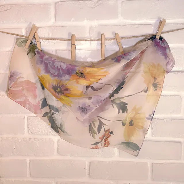 【iTa.a】交換禮物 100%義大利制造雪紡小方巾(時尚.機能.環保-歐洲工藝普及版23)