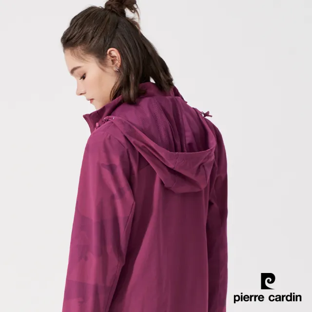 【pierre cardin 皮爾卡登】網路獨家 女款 剪接防曬防潑水透氣內網裡連帽外套-葡萄紅(8247661-78)