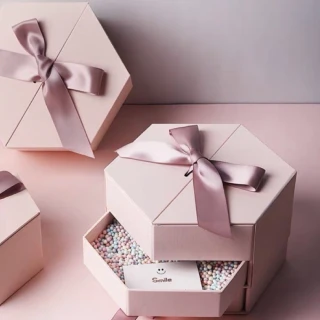 【GIFTME5】六角層屜緞帶禮盒-三層款(驚喜禮物盒 生日禮盒 禮物盒 驚喜盒 情人送禮)