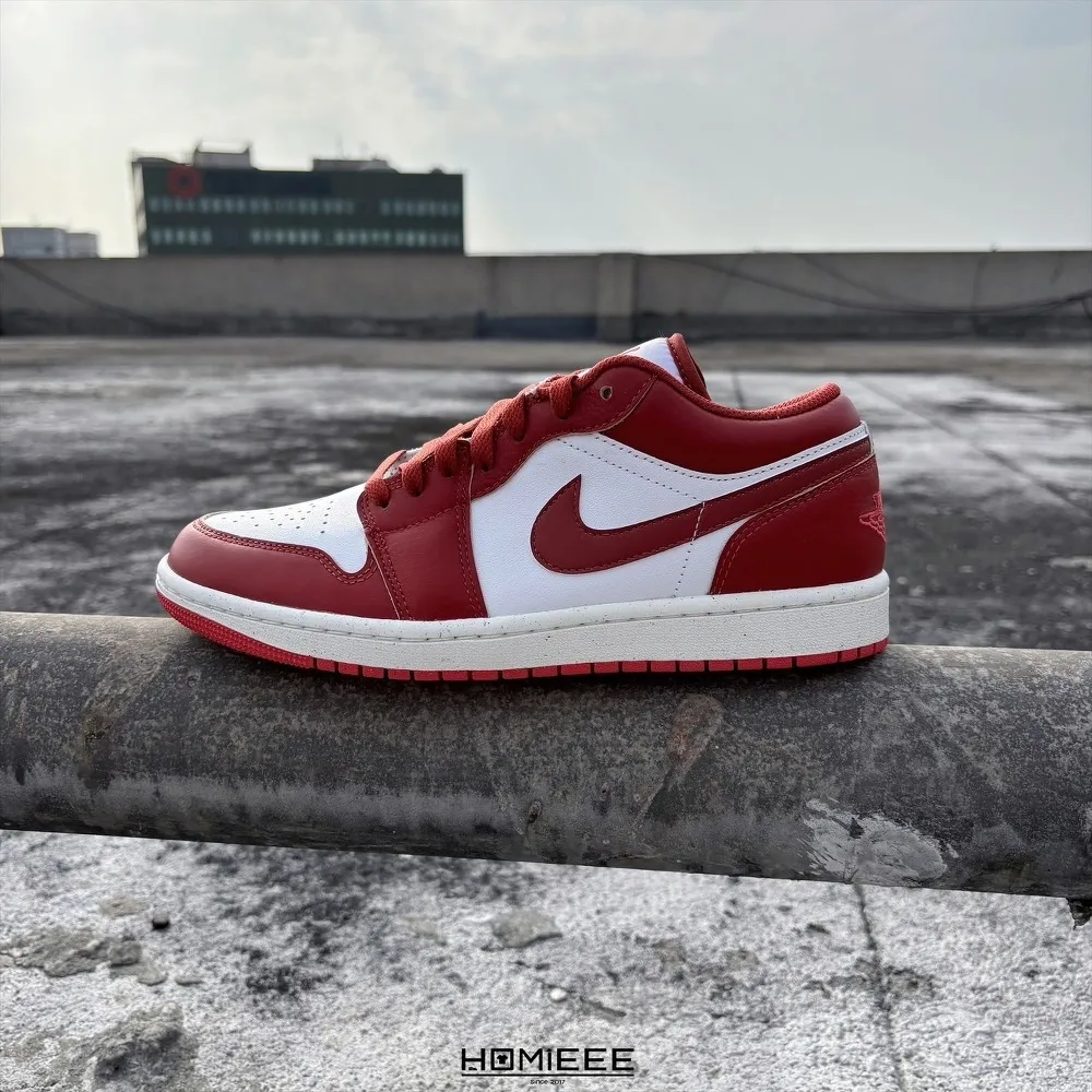 NIKE 耐吉】Air Jordan 1 Low Dune Red 復古白紅(FJ3459-160) - momo