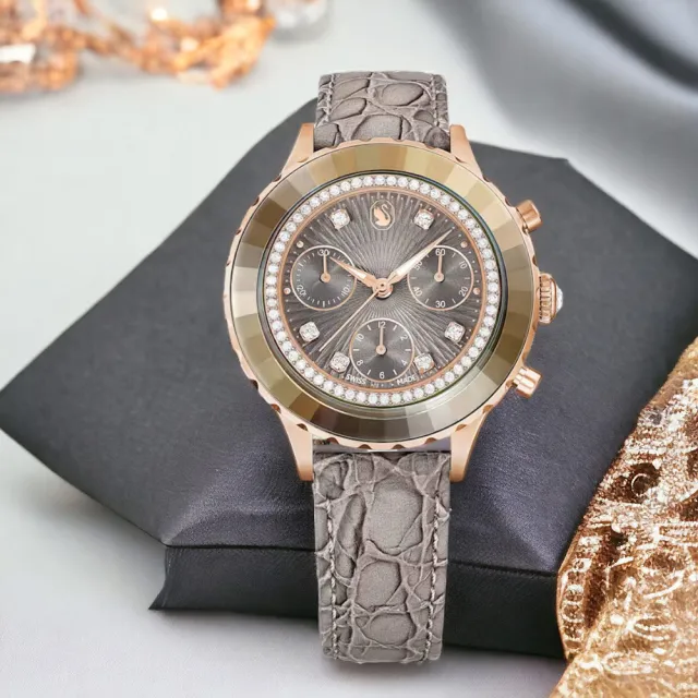 【SWAROVSKI 施華洛世奇】計時 皮帶 石英 腕錶(白-5671150/灰-5671153/綠-5672931)