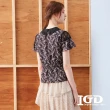 【IGD 英格麗】速達-網路獨賣款-氣質小花卉蕾絲領上衣(黑色)