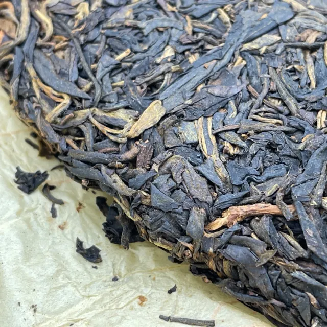 【盛嘉源】易武老樹茶 2008年(普洱茶   生茶 400g)