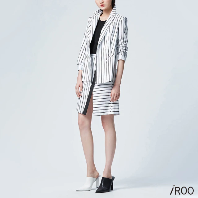 iROO 雙條紋側開衩經典設計短裙