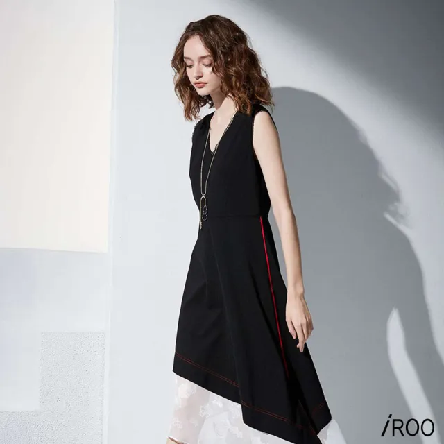 【iROO】蕾絲經典設計無袖洋裝