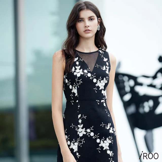 iROO 黑白格紋花花修身經典設計無袖短洋評價推薦
