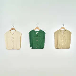 【CUMAR】麻花編織側開口圓領開襟無袖針織背心(綠 杏 駝/魅力商品)
