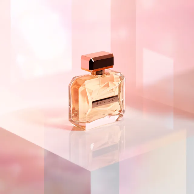 【J.LO 珍妮佛羅培茲】Promise許諾之吻女性淡香精 100ML(專櫃公司貨 #木質花香調)