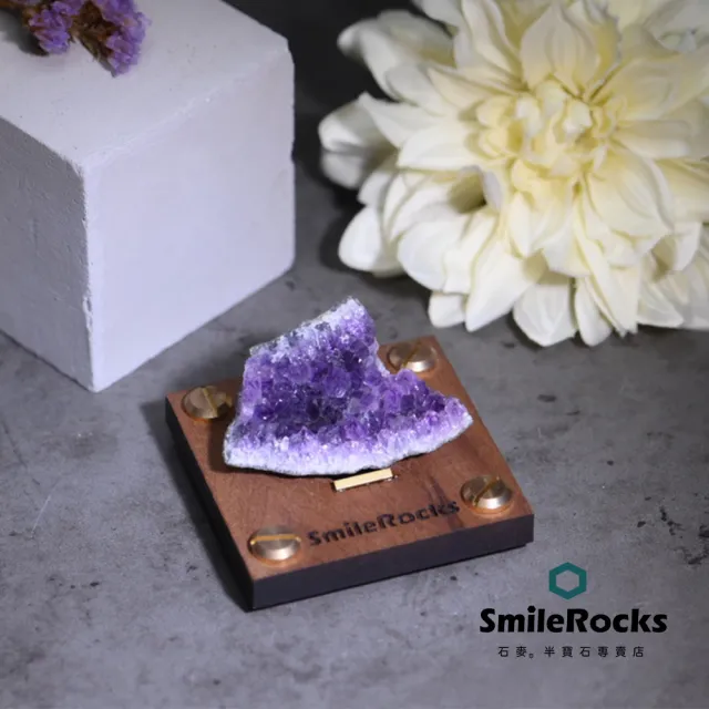 【SmileRocks 石麥】紫晶片原礦 No.104560330(附SmilePad 6X6底板)