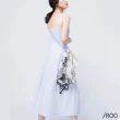 【iROO】氣質修身流行時尚無袖洋裝