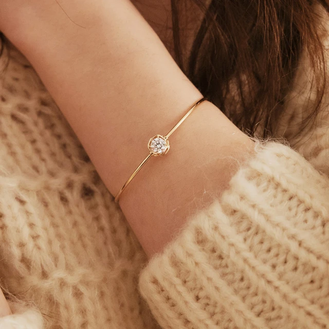 【CReAM】Monica 美國鍍18K金色 四爪美鑽式女手環(生日 禮物 送禮 禮盒)