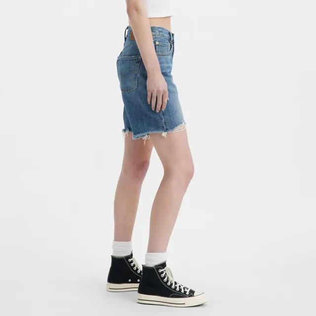 【LEVIS 官方旗艦】女款復古90s501牛仔短褲 / 馬褲 熱賣單品 A1962-0014