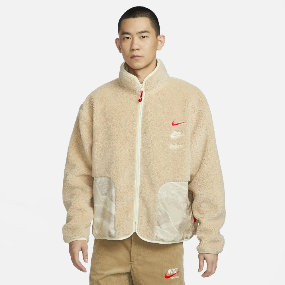 【NIKE 耐吉】外套 男款 運動外套 龍年 AS M NSW CNY SHERPA JKT GCEL 卡其 FZ6194-126