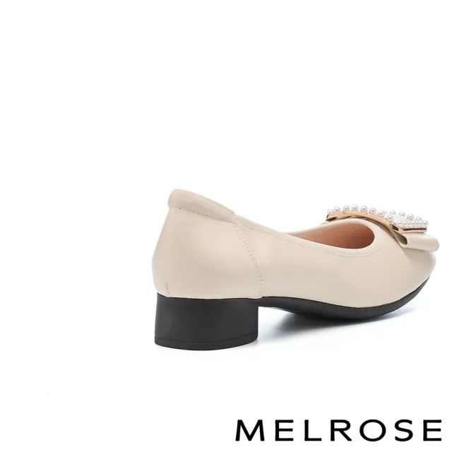 【MELROSE】美樂斯 雲朵後跟 高雅品味珍珠晶鑽釦全真皮方頭低跟鞋(米)