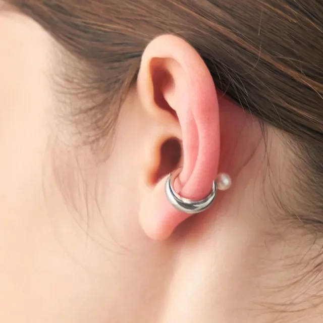 【ete】Cuff Earring 優雅圓潤珍珠月亮耳釦耳環(鉑金色 金色)