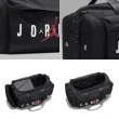 【NIKE 耐吉】健身包 Jordan Velocity 黑 紅 可調背帶 多夾層 手提包 側背包 旅行袋(JD2423006AD-001)