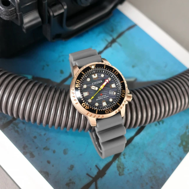 【CITIZEN 星辰】PROMASTER 光動能 海浪波紋 潛水錶 日期 橡膠手錶 灰x玫瑰金框 44mm(BN0163-00H)