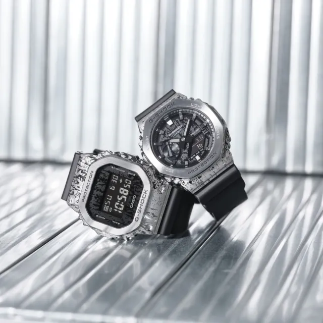 【CASIO 卡西歐】G-SHOCK 頹廢風 油漬搖滾金屬數位休閒錶43.2 mm(GM-5600GC-1)