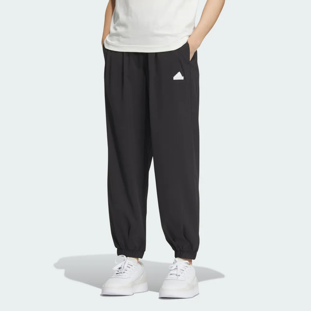 【adidas 官方旗艦】SPORTWEAR 運動長褲 女 IM8833