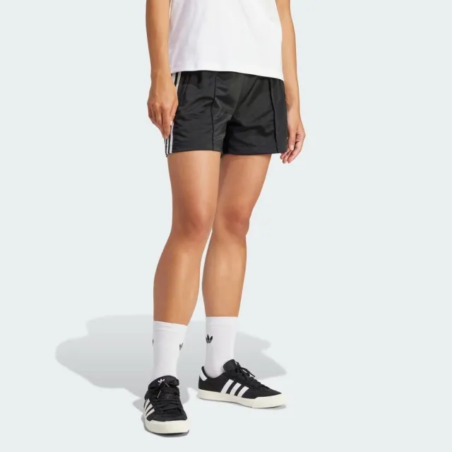 【adidas 愛迪達】Firebird Short 女 短褲 休閒 復古 三葉草 寬鬆 拉鍊口袋 黑白(IU2425)