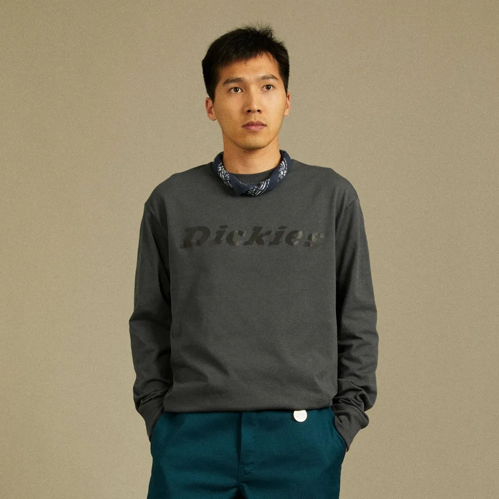 【Dickies】男款深灰色純棉重磅胸前反光Logo印花長袖T恤｜DK012564CF8