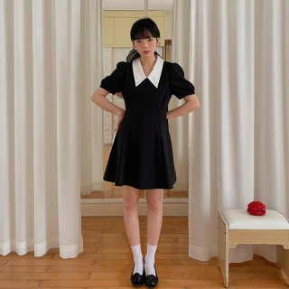 【UniStyle】娃娃領短袖洋裝 韓版髮式復古撞色A字短裙連身裙 女 EAY4318F(經典黑)