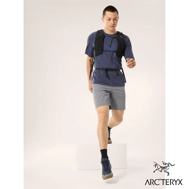 【Arcteryx 始祖鳥】男 Cormac Logo 快乾短袖圓領衫(雜黑寶石)