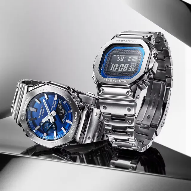 【CASIO 卡西歐】G-SHOCK 鮮豔藍 太陽能智慧藍芽 全金屬八角形雙顯錶(GM-B2100AD-2A 防水200米)