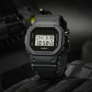 【CASIO 卡西歐】G-SHOCK Cordura尼龍錶帶電子錶 情人節 禮物(DW-5600BCE-1)
