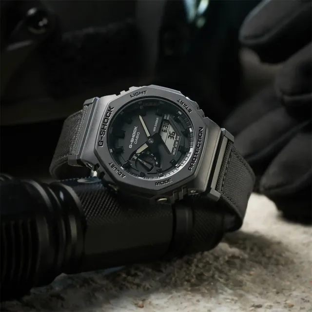 【CASIO 卡西歐】G-SHOCK 八角防護構造雙顯手錶-尼龍錶帶款 禮物 開學(GA-2100BCE-1A)