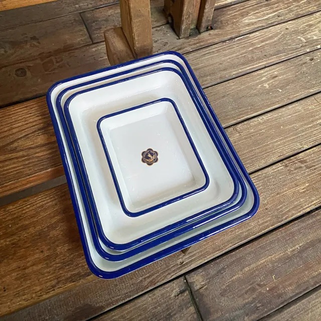 【月兔印】日本製多功能琺瑯調理盤 烤盤 復古藍(15.5、21、24.5、29.6cm超值四件組)