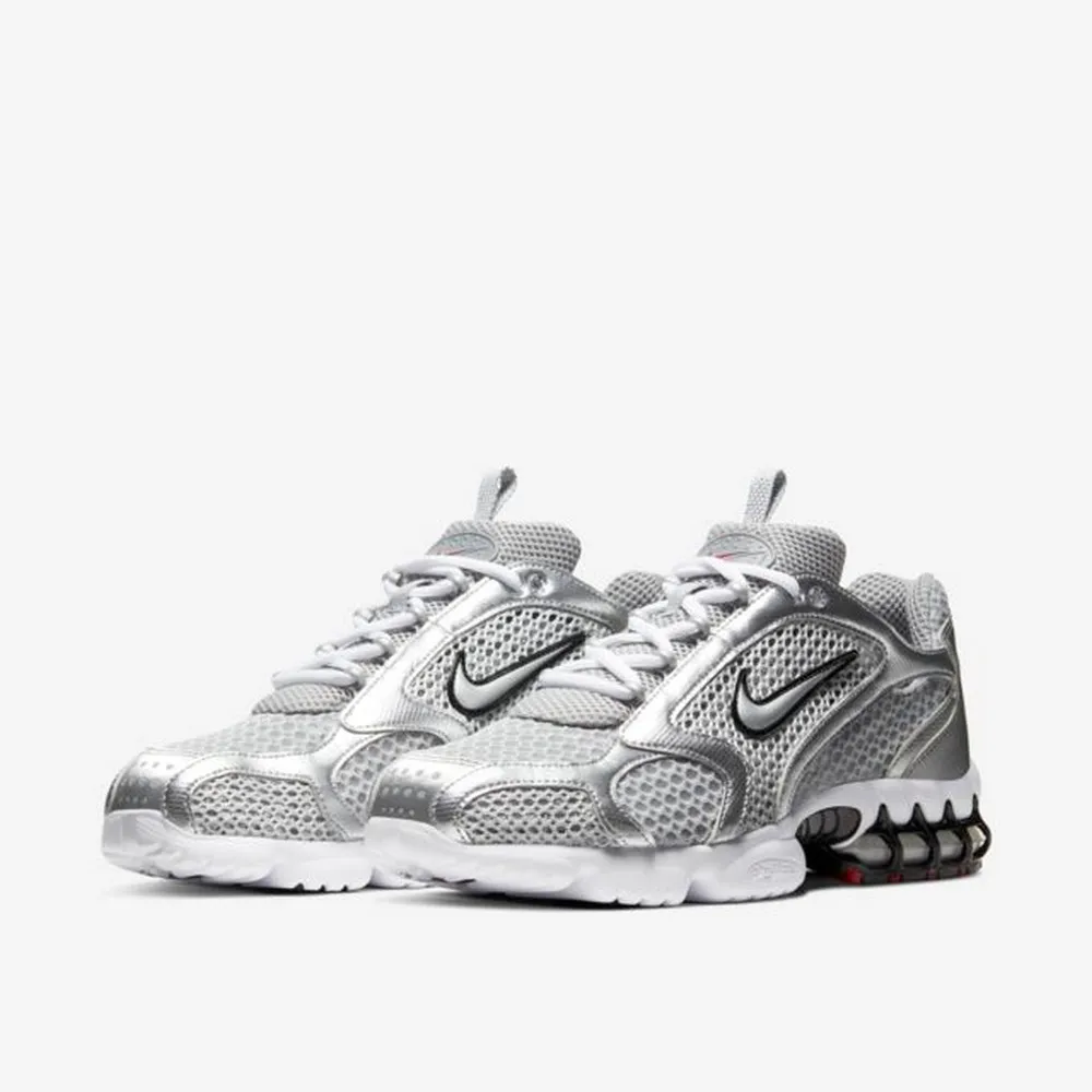 【NIKE 耐吉】運動鞋 慢跑鞋 休閒鞋 男鞋 AIR ZOOM SPIRIDON CAGE 2 Metallic Silver 銀色 氣墊(CJ1288001)