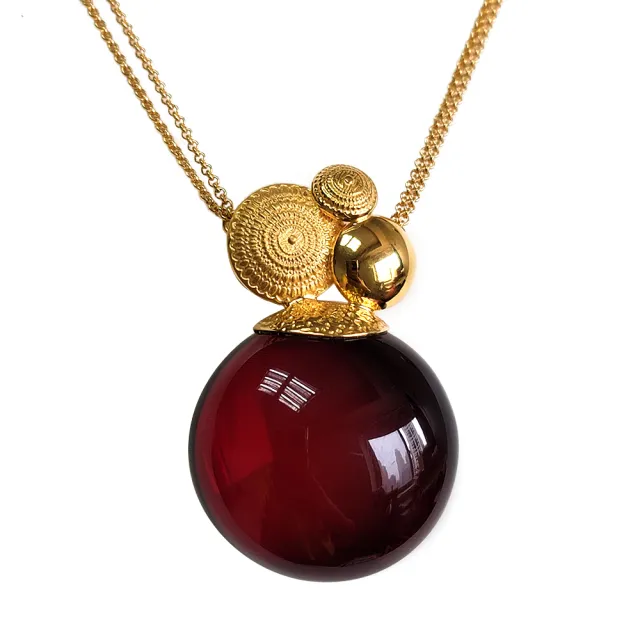 【優雅琥珀】來自波羅地海 櫻桃紅珀 手工精雕項鍊(具國際琥珀協會鑑定卡)