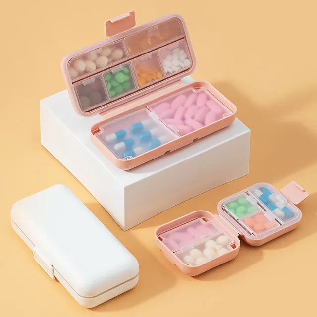 【茉家】食品級PP材質粉彩矽膠防潮分格藥盒(八格款1入)