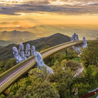 【喜鴻假期】【風華峴港５日】會安古鎮、生態迦南島、美山聖地、巴拿山、豪華生猛海鮮、升五星一晚