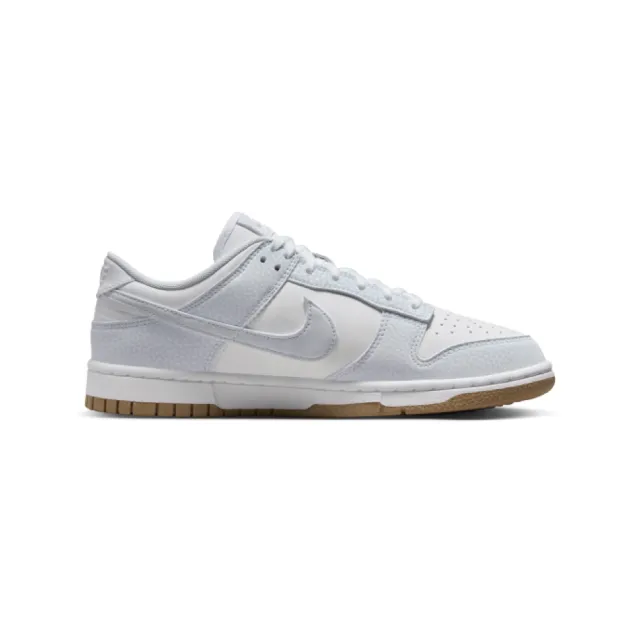 【NIKE 耐吉】W Nike Dunk Low Next Nature Football Grey Gum 冰心藍 FN6345-100(女鞋 休閒鞋)