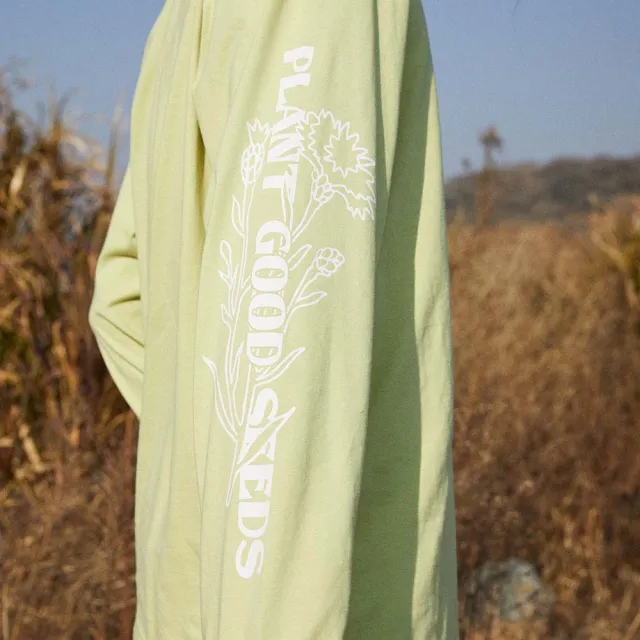 【Dickies】男款灰綠色純棉臂袖圖案印花設計休閒長袖T恤｜DK013073H14