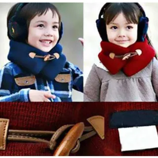 【PS Mall】韓版超保暖木質扣羊絨圍脖兒童圍巾(B100)