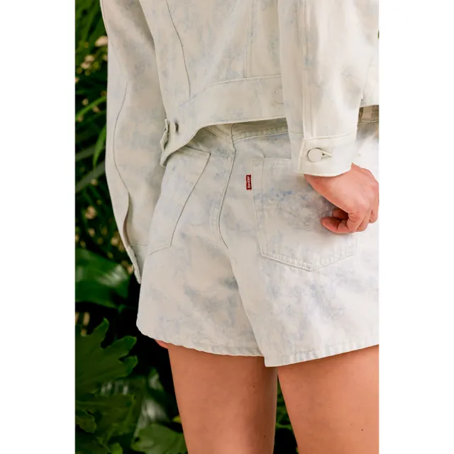 【LEVIS 官方旗艦】Wellthread 環境友善系列 女款 80年代復古丹寧牛仔短褲 人氣新品 A4614-0001