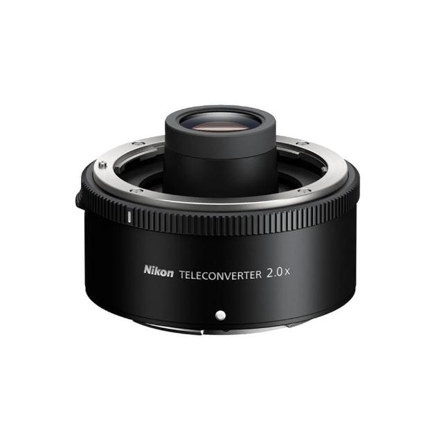 Nikon 尼康 Z TC-2.0x 增倍鏡,提供2倍放大倍率,讓您的Z系列單眼相機拍攝更細膩遠距特寫。採用5組8塊鏡片結構,包括1塊非球面鏡片及氟塗層前後端鏡片,確保高畫質成像。輕巧設計,直徑72mm x 長度32.5mm,重僅270g,完美搭配Nikon Z鏡頭。12個月保固,公司貨正品,適合攝影愛好者提升遠攝表現。 Nikon尼康 Z TC-2.0x