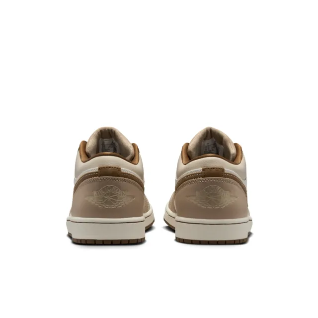 【NIKE 耐吉】運動鞋 休閒鞋 男鞋 AIR JORDAN 1 LOW SE Tan Brown 棕褐色 牛奶糖 雕花 AJ1(HF5753221)