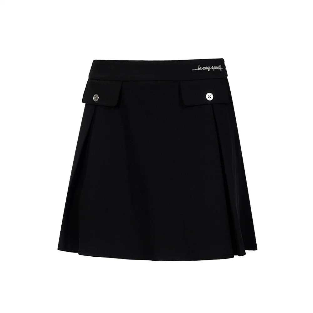 【LE COQ SPORTIF 公雞】高爾夫系列 女款黑色氣質風A字收摺防曬短裙含短褲內襯 QLT8T702