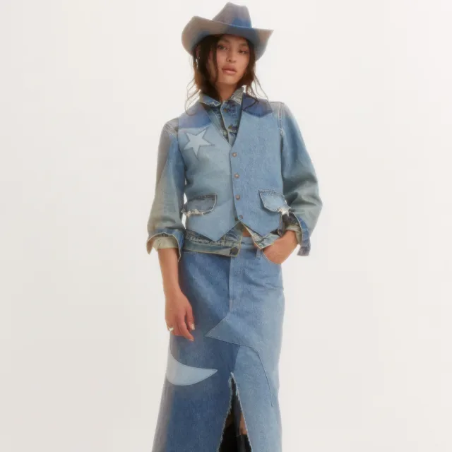 【LEVIS 官方旗艦】Pride平權系列 女款前開岔拼接丹寧牛仔長裙 人氣新品 A8395-0000